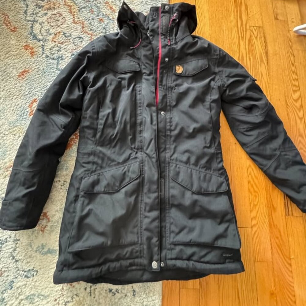 Fjällräven Black Insulated Winter Parka Jacket Women’s